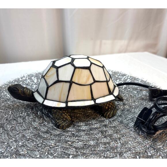 Vintage Tiffany-Style Turtle Stained-Glass Table Lamp by Ridgeport W/ Box 1990s - Picture 2 of 10